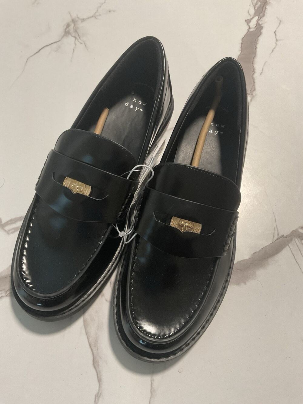 New Day Women’s Black Slip-On Dress Loafers Round Toe Logo Accent AU 7